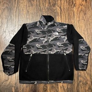 Boys size L north face jacket